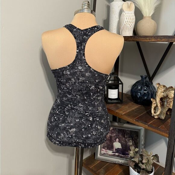 Lululemon Cool Racerback Nulu Equalized Multi Print Tank Top Women’s SIZE 2 - Picture 3 of 9